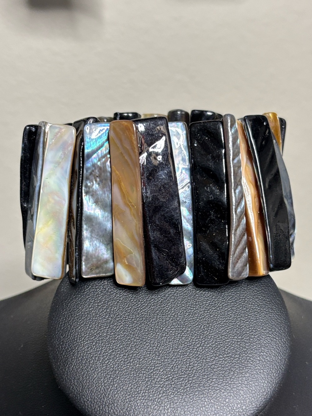 Multicolor Mother-of-Pearl and Black Tile Stretch Bracelet